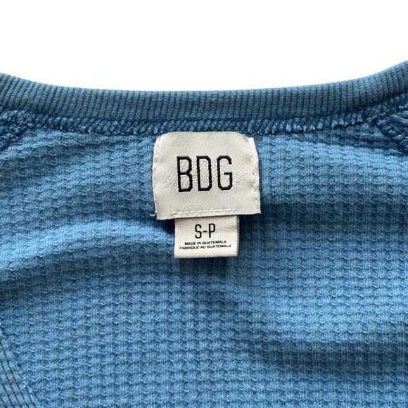 BDG waffle-knit thermal cropped long sleeve top blue V-neck raw hem S - Picture 4 of 6